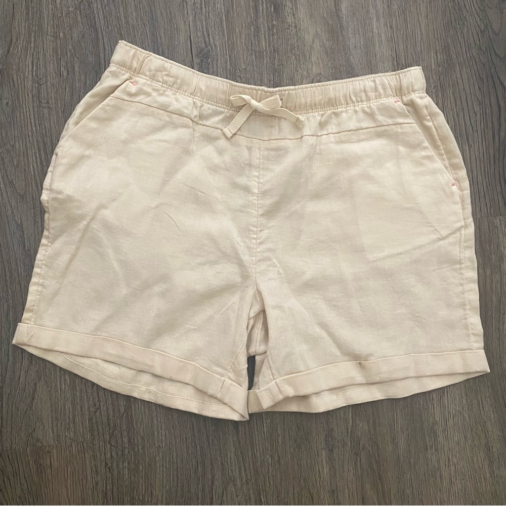 cute cream colored shorts
